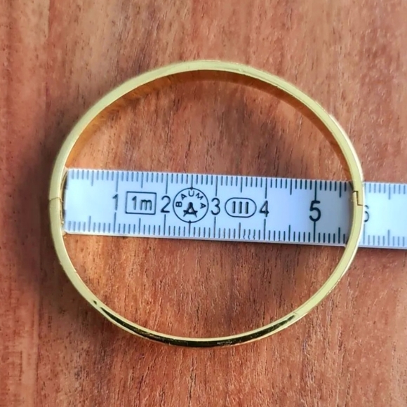 18K Gold  Plated Bracelet - Picture 8 of 12